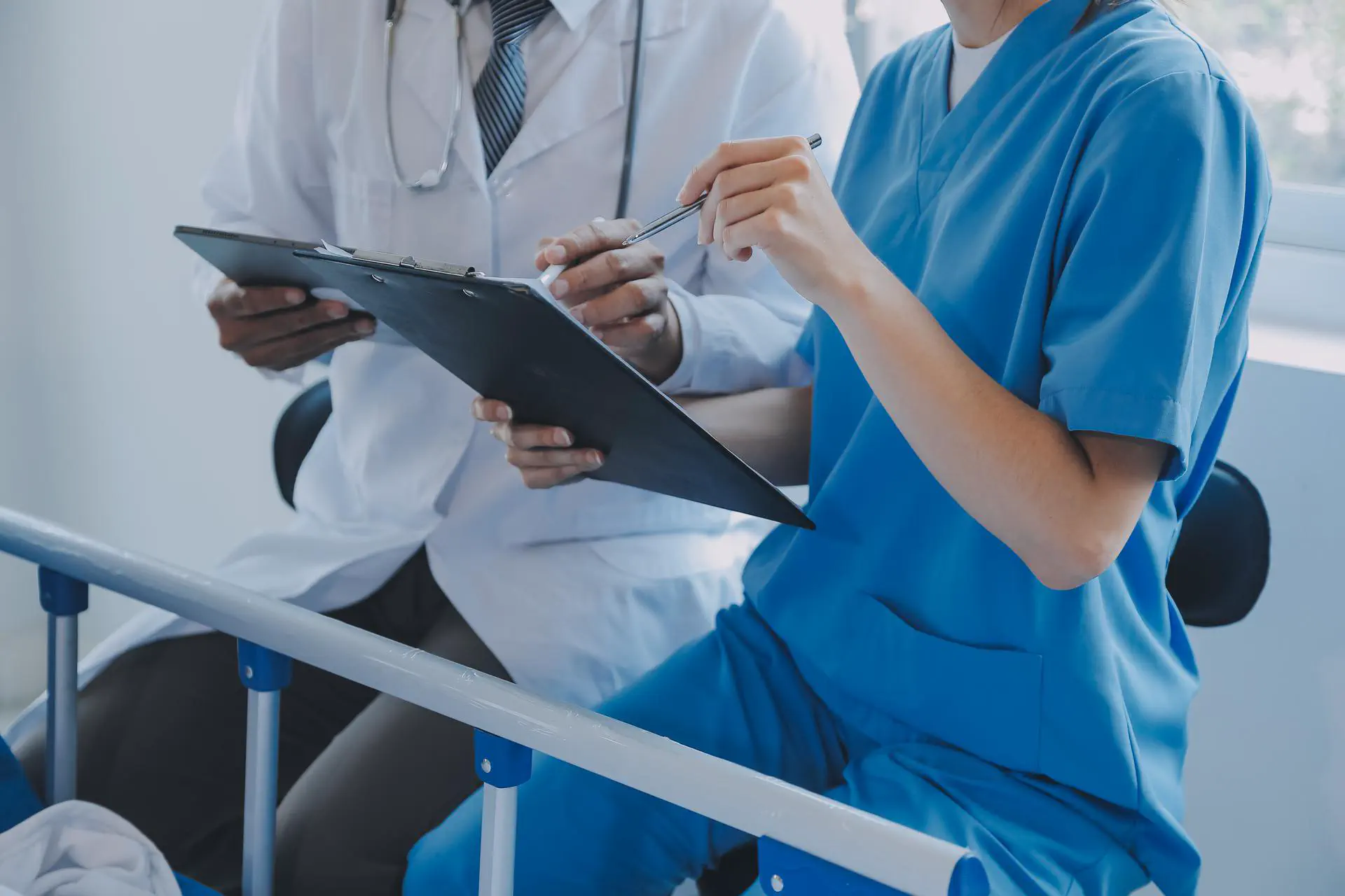 AI in Healthcare Industry: Benefits and Limitations