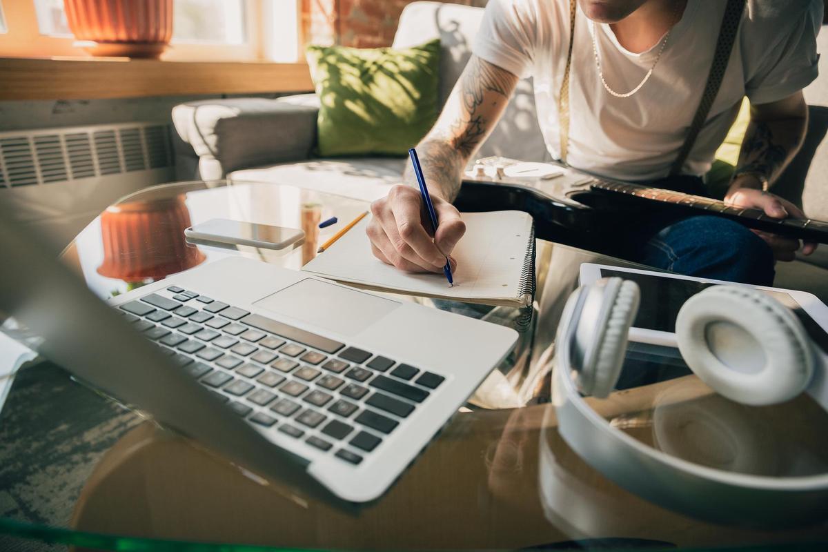eLearning Mobile App Development: Practical Guide