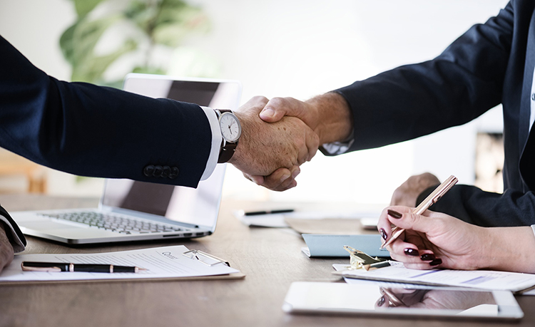 DApps and Smart Contracts